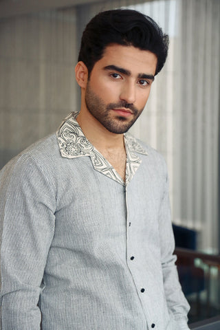 Premium Suit With Contrast Embroidery