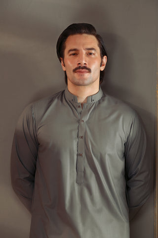 Metal-Touched Wash & Wear Kurta