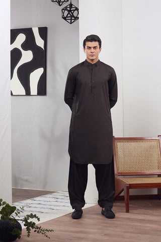 Unconventional Collar Suit